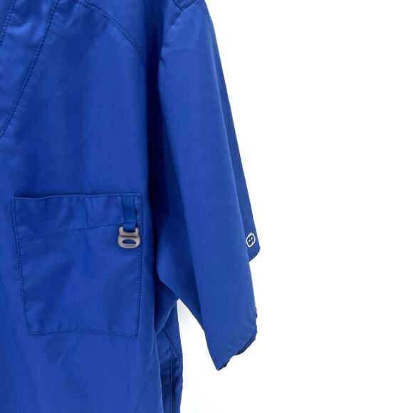 Wonder Wink women’s cobalt blue scrub set. Top L and pants M - Picture 4 of 15